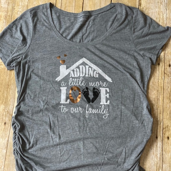 Motherhood Maternity Tops - Maternity Graphic T